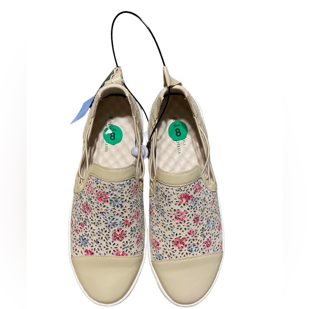 NWT Jambu Erin Women’s Tan/Beige Slip on Shoes Size 8
